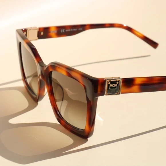 MCM Square Havana Sunglasses display picture 1